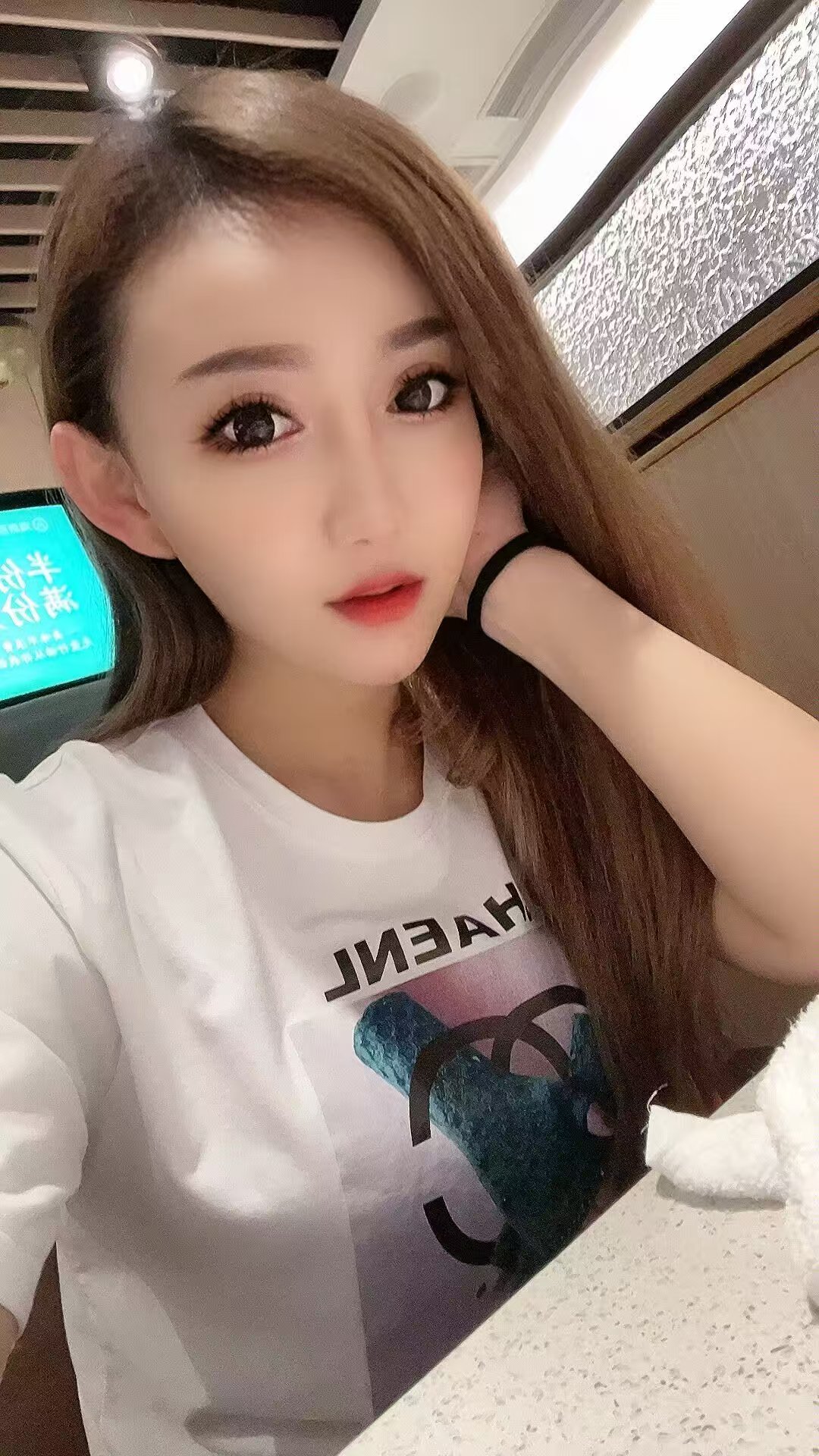 天河白嫩辣妹七七