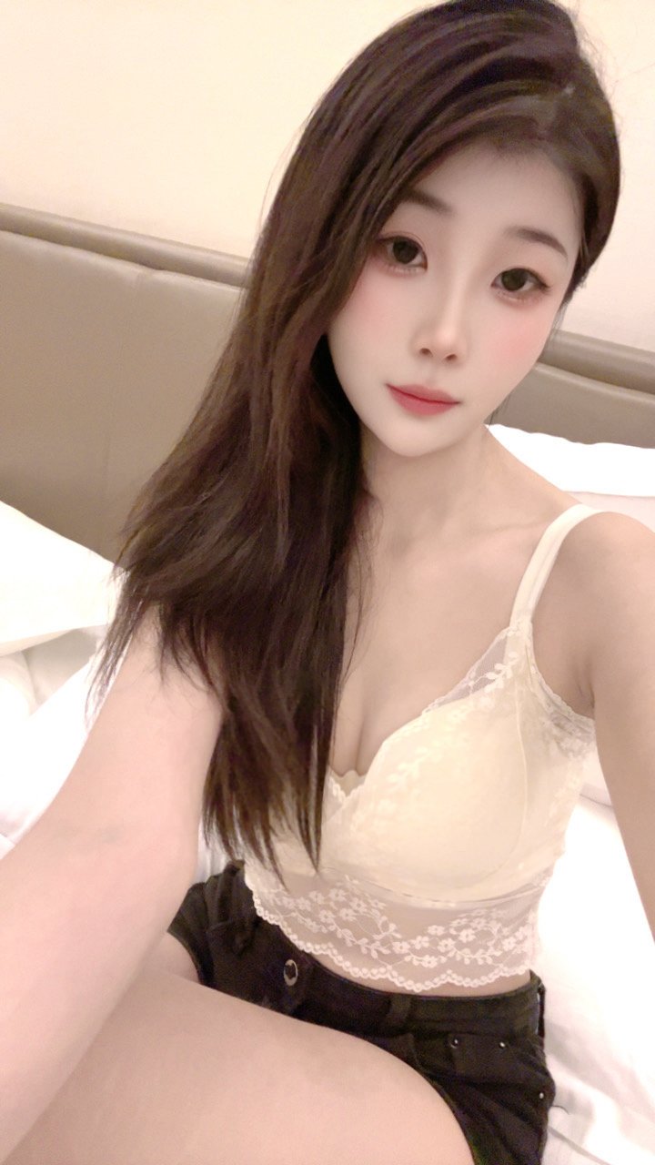 天河白嫩甜妹婷宝