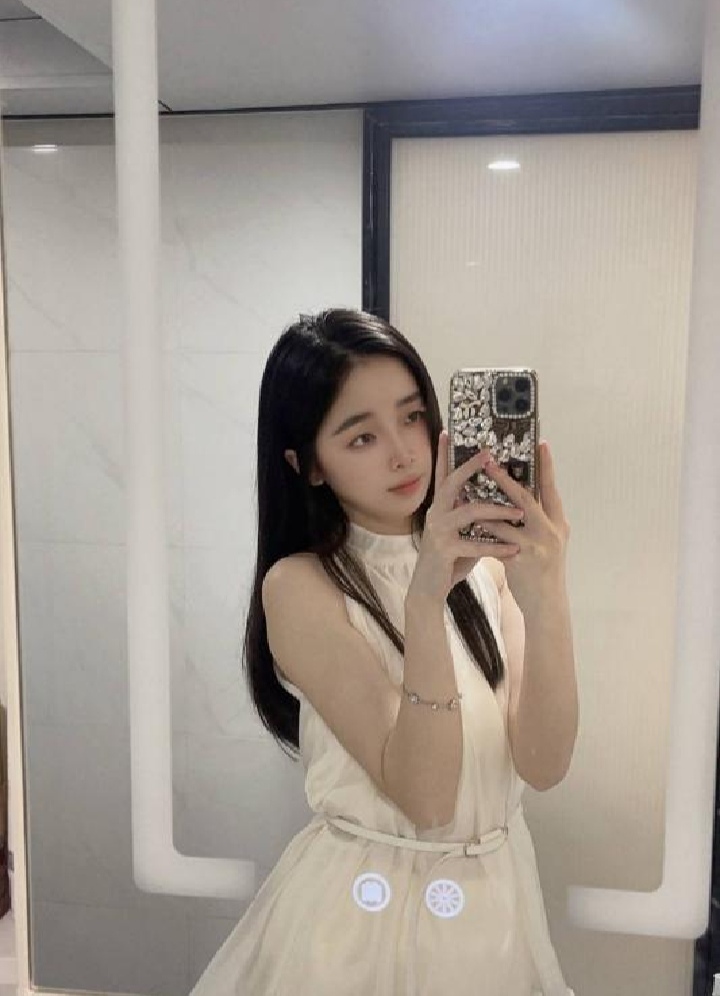 罗湖白嫩小女友米粒