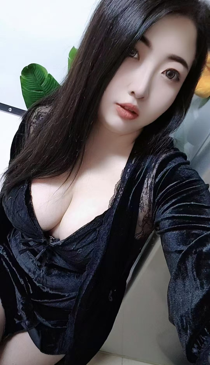 微胖极品肉弹艾妹儿