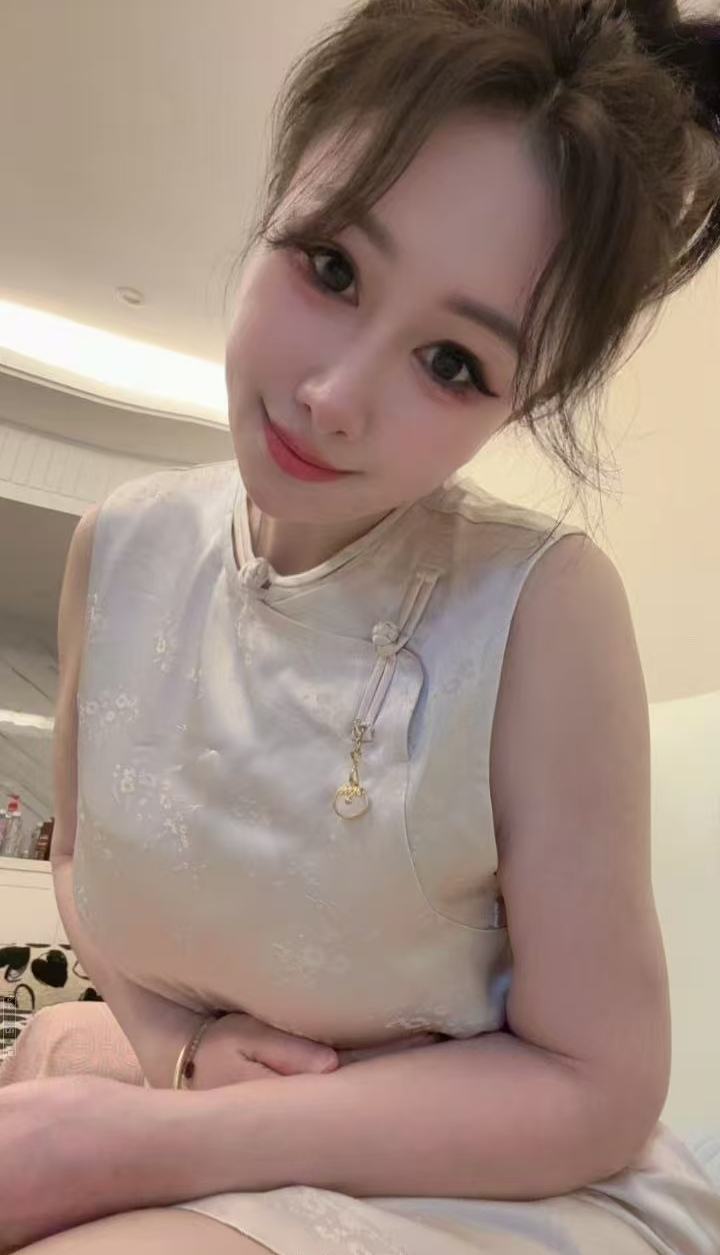 吴江美乳奥特曼