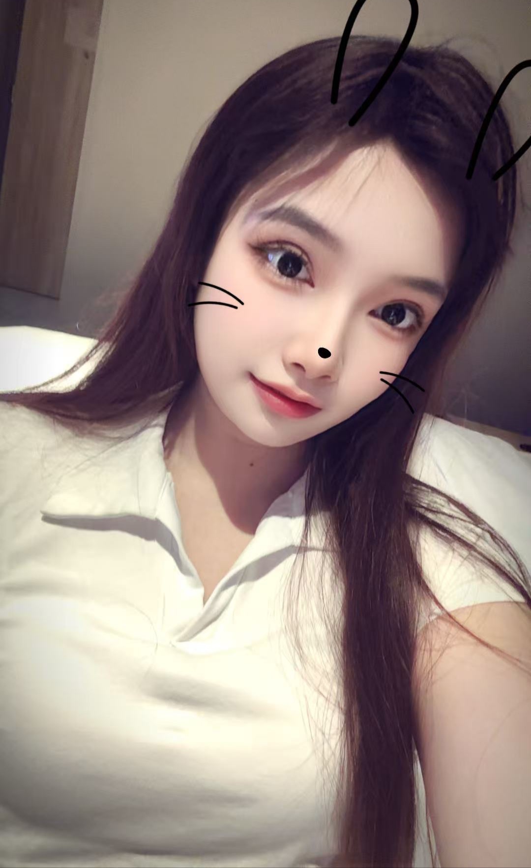 丰润白嫩甜妹小小