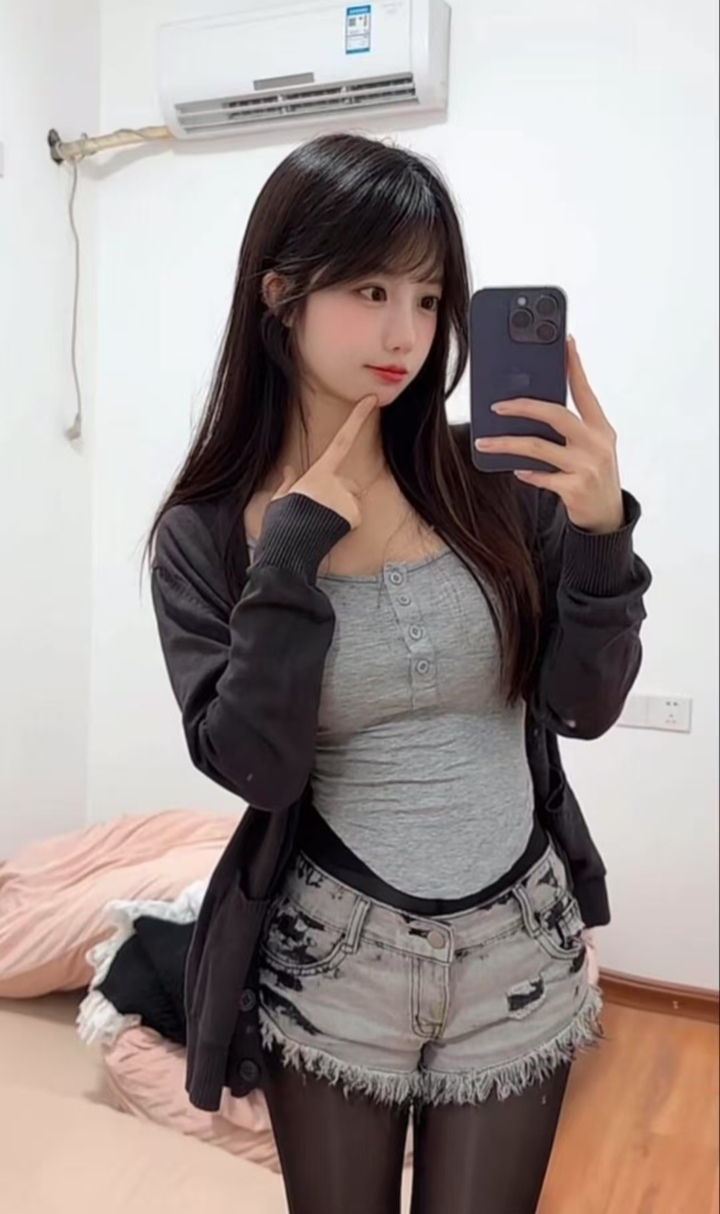 惠山性感甜妹楠楠