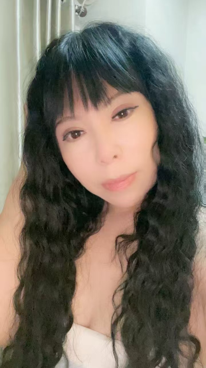 丰润轻熟女玉儿