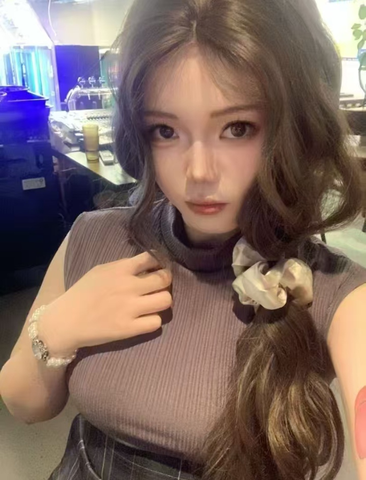 梁溪肉弹嫩妹瑶瑶