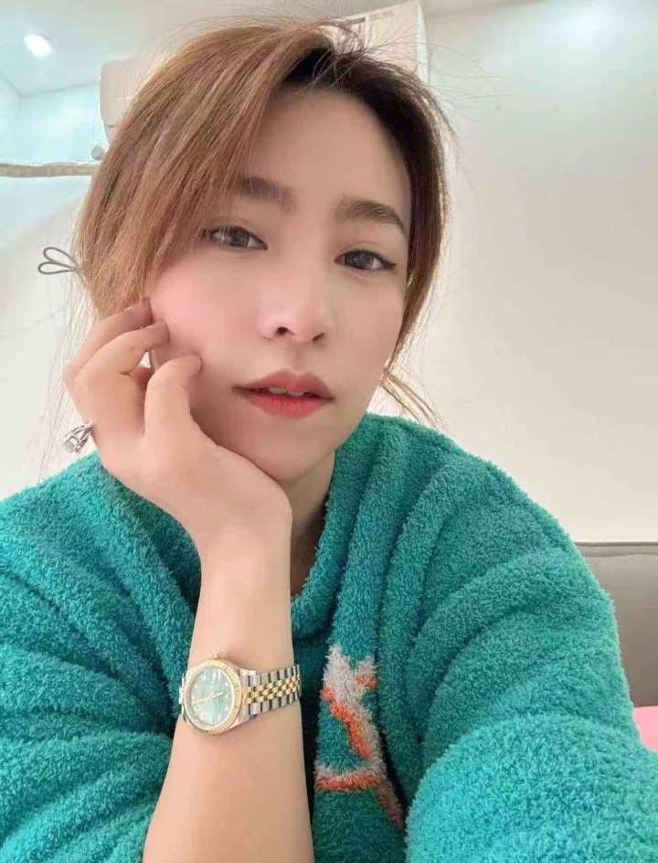 鸠江服务系小姐姐若彤