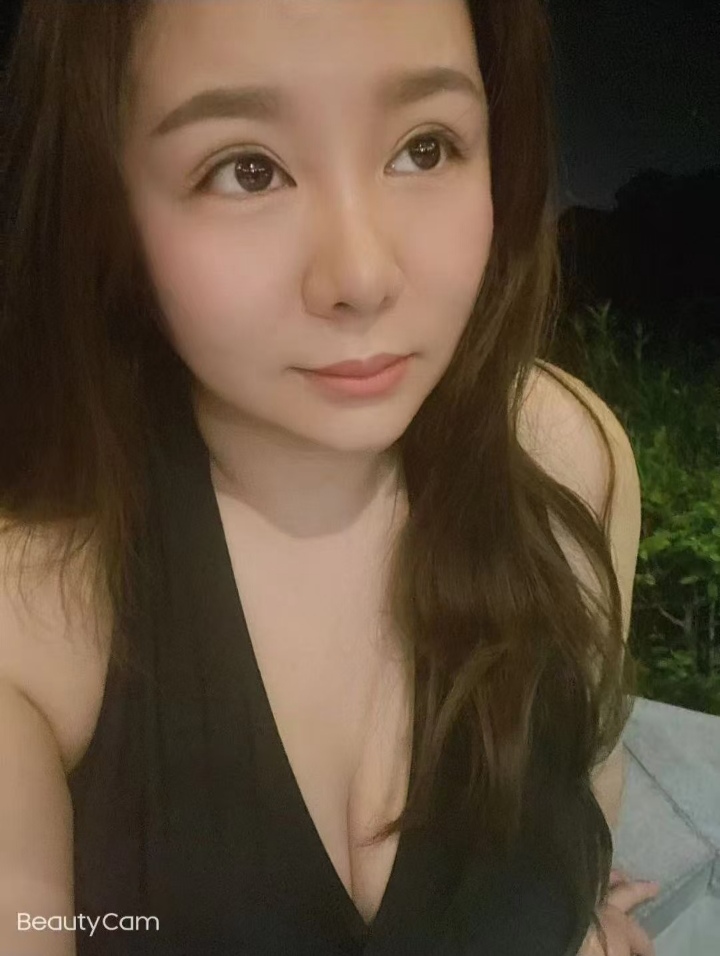 鸠江热辣大波妹妮可