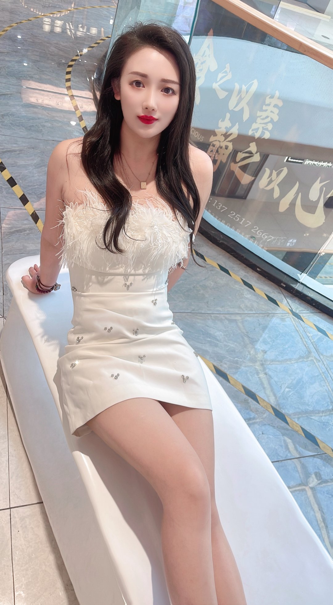 天成小杨幂，妩媚妖娆热情主动