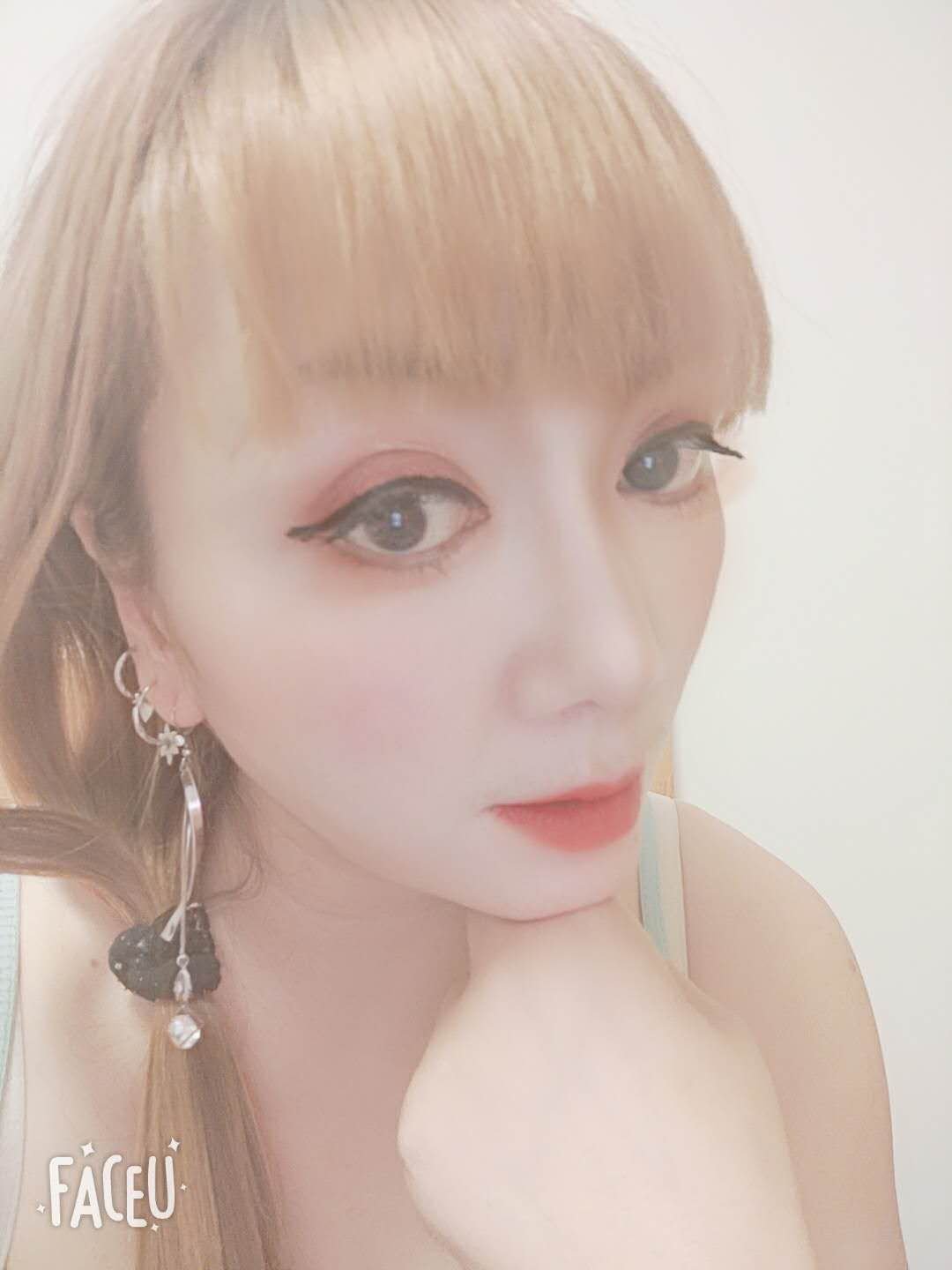 热辣东北妞花花