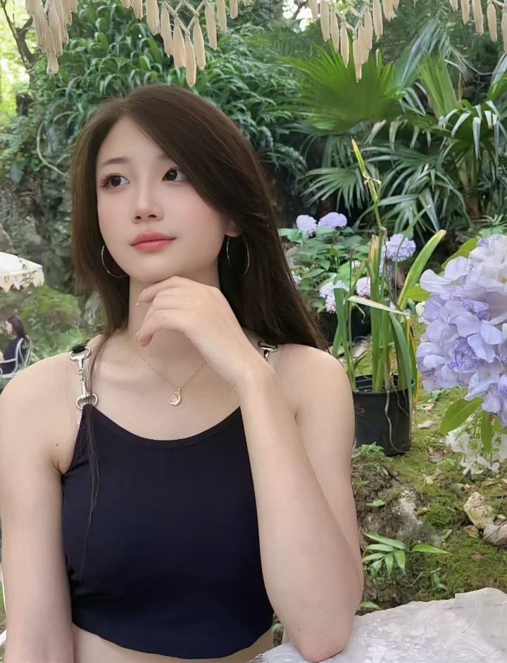 丰润白嫩甜妹思思