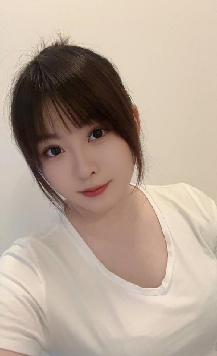 体育西温柔御姐雅儿