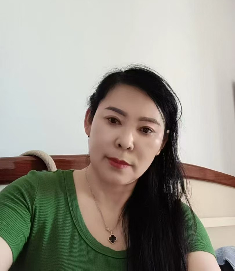 未央性感妩媚美姐姐