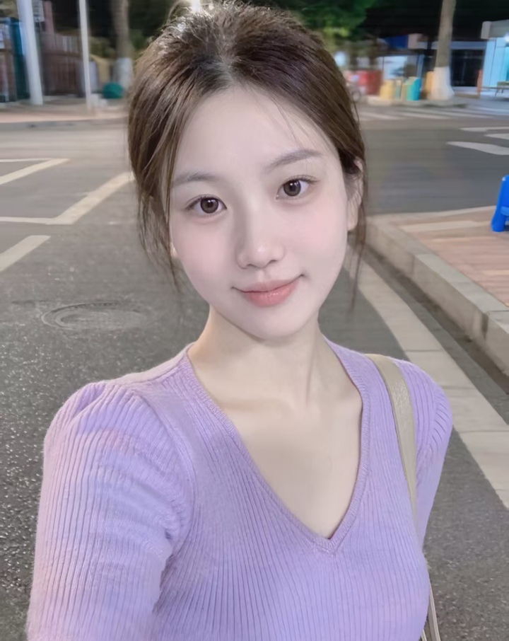 徐汇纯欲小女友雯雯