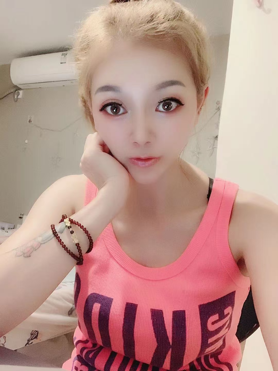 白云丰润嫩妹coco