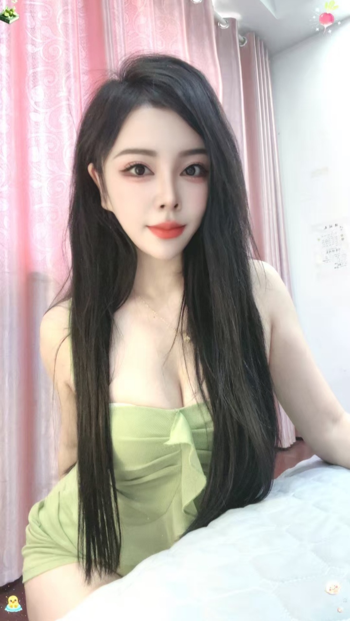 虎丘白嫩辣妹可可