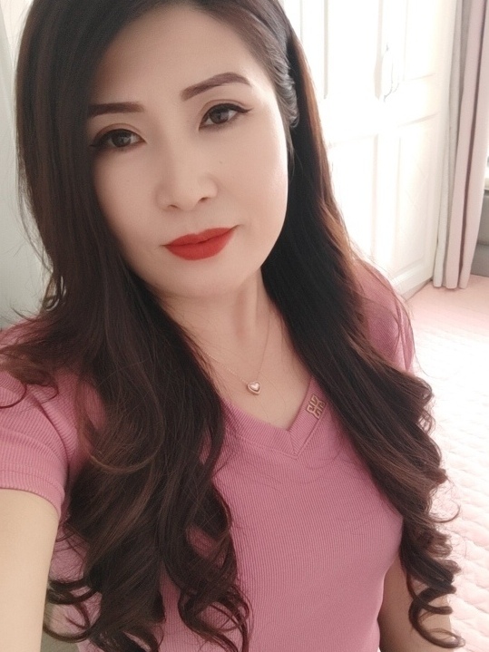 性感黑色熟女老师