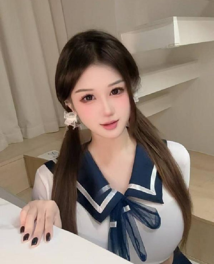 雨花情趣大胸嫩妹