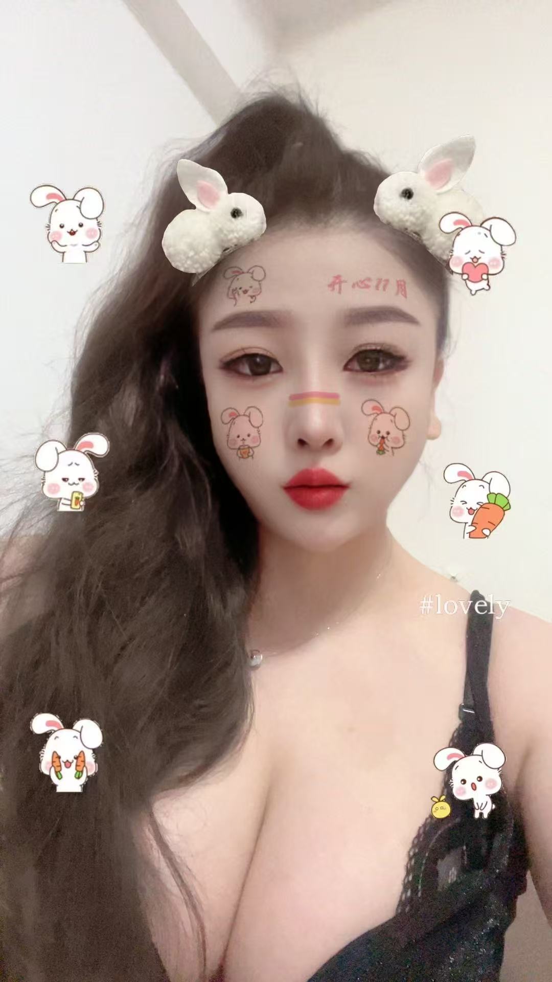 常平爆乳美少妇璐璐