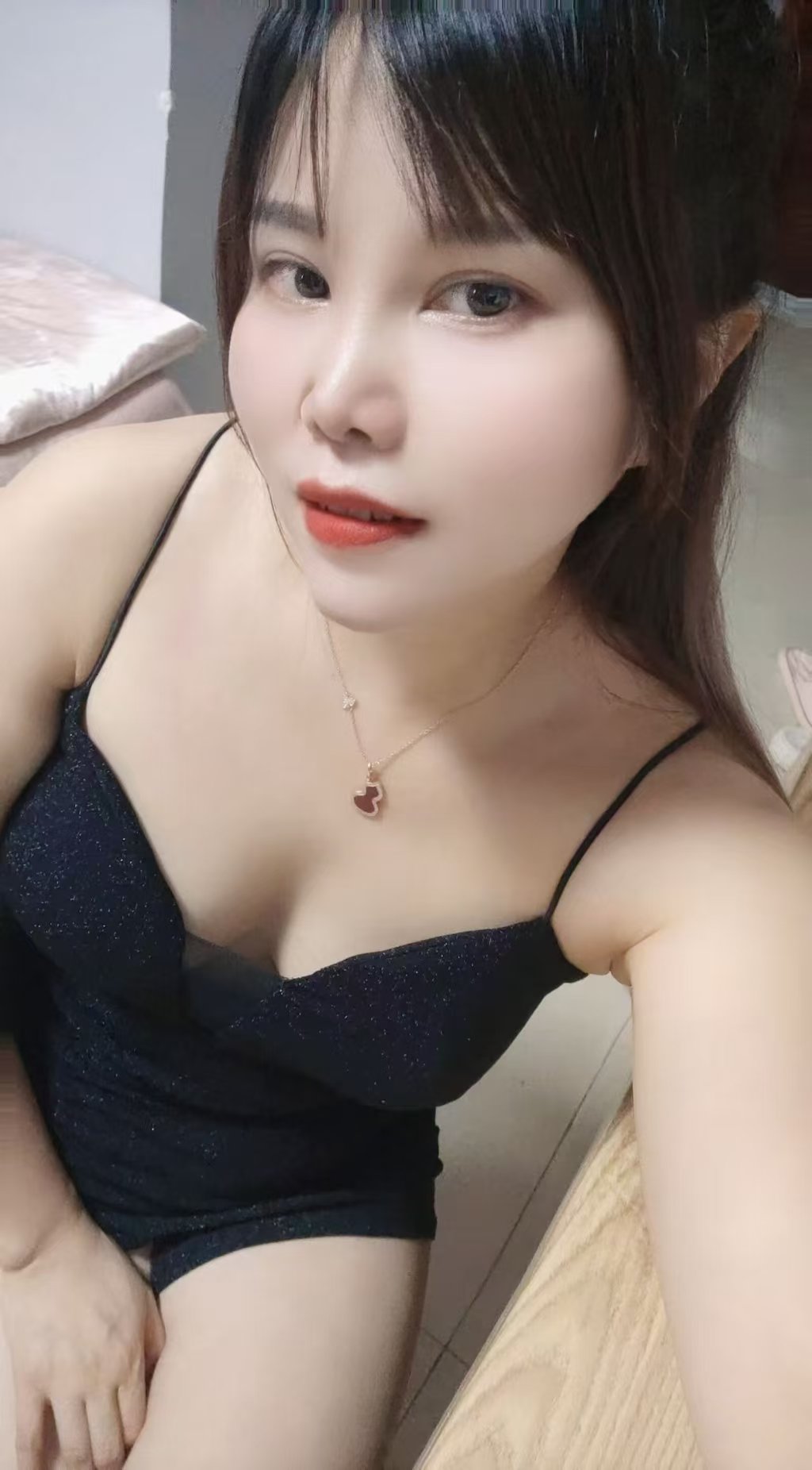 雨花大白奶辣妹菲菲