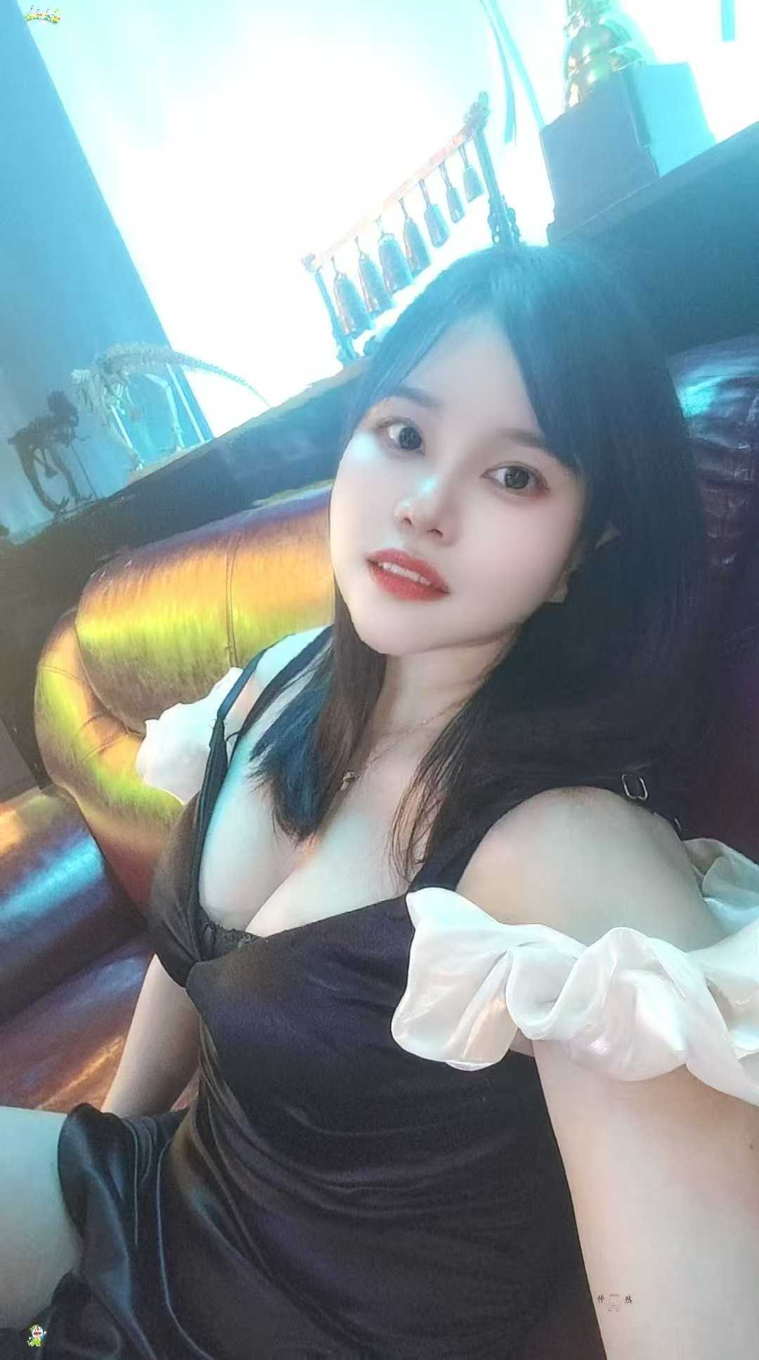 雨花大白奶辣妹菲菲