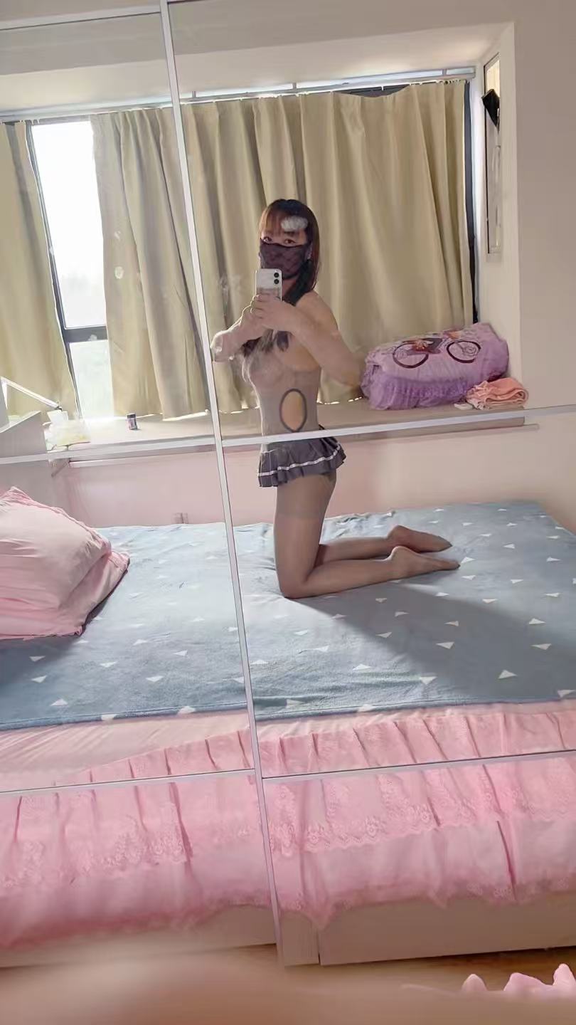 沙区爆乳辣妹琴琴