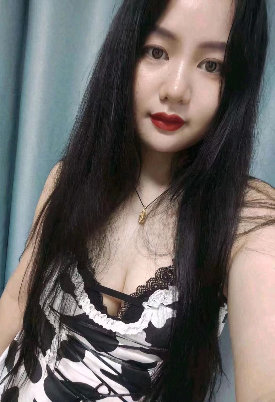 张家港喷水小姐姐