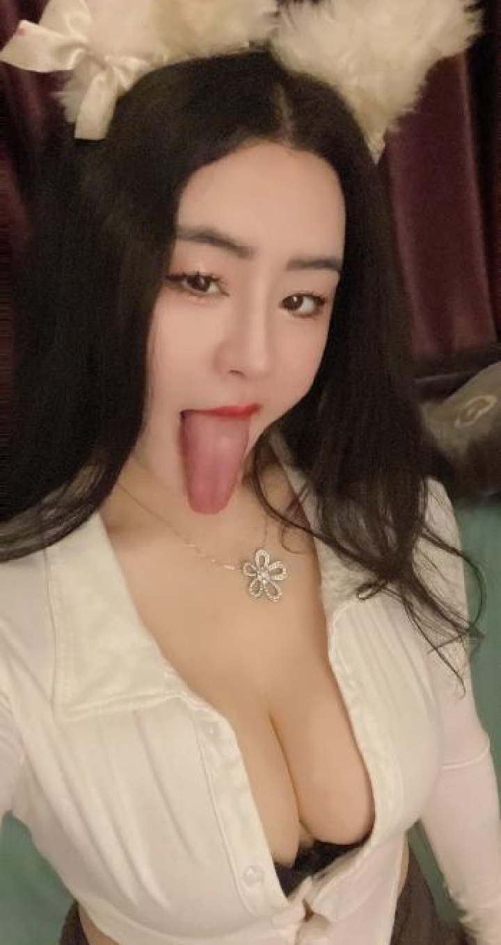 海珠性感尤物卡卡