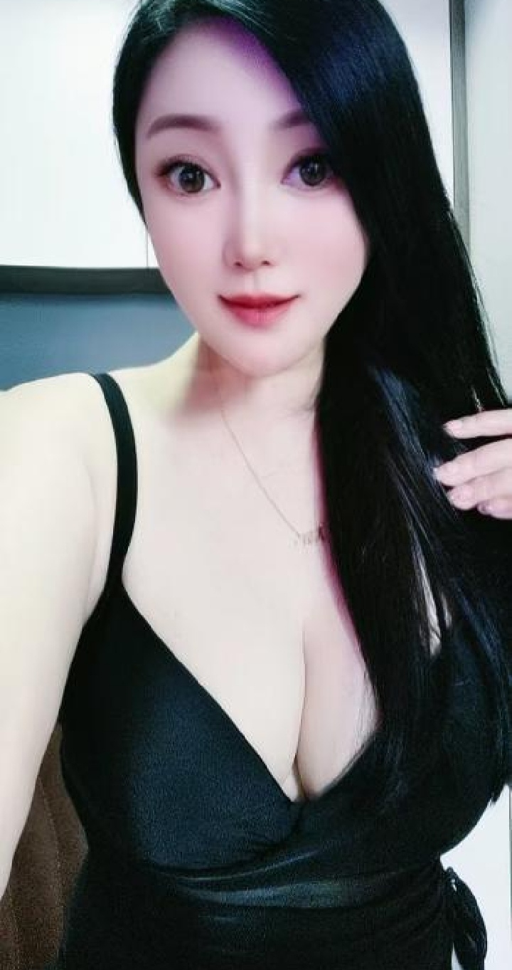 武侯爆乳美少妇依晨