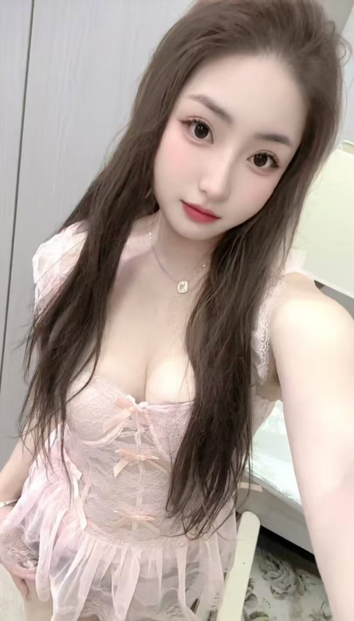 临平白嫩小女友叶子