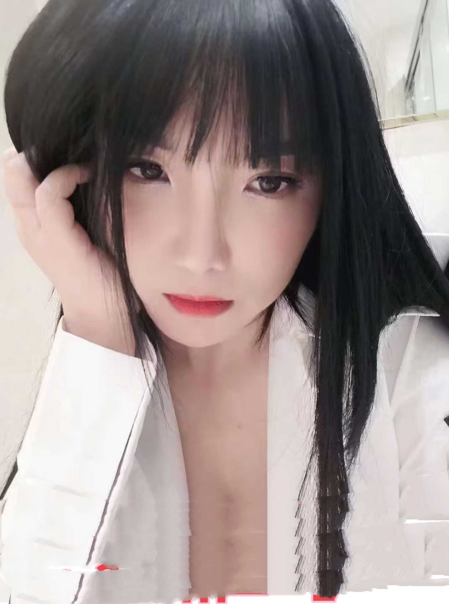 白云龙归 极品美少妇-小麦