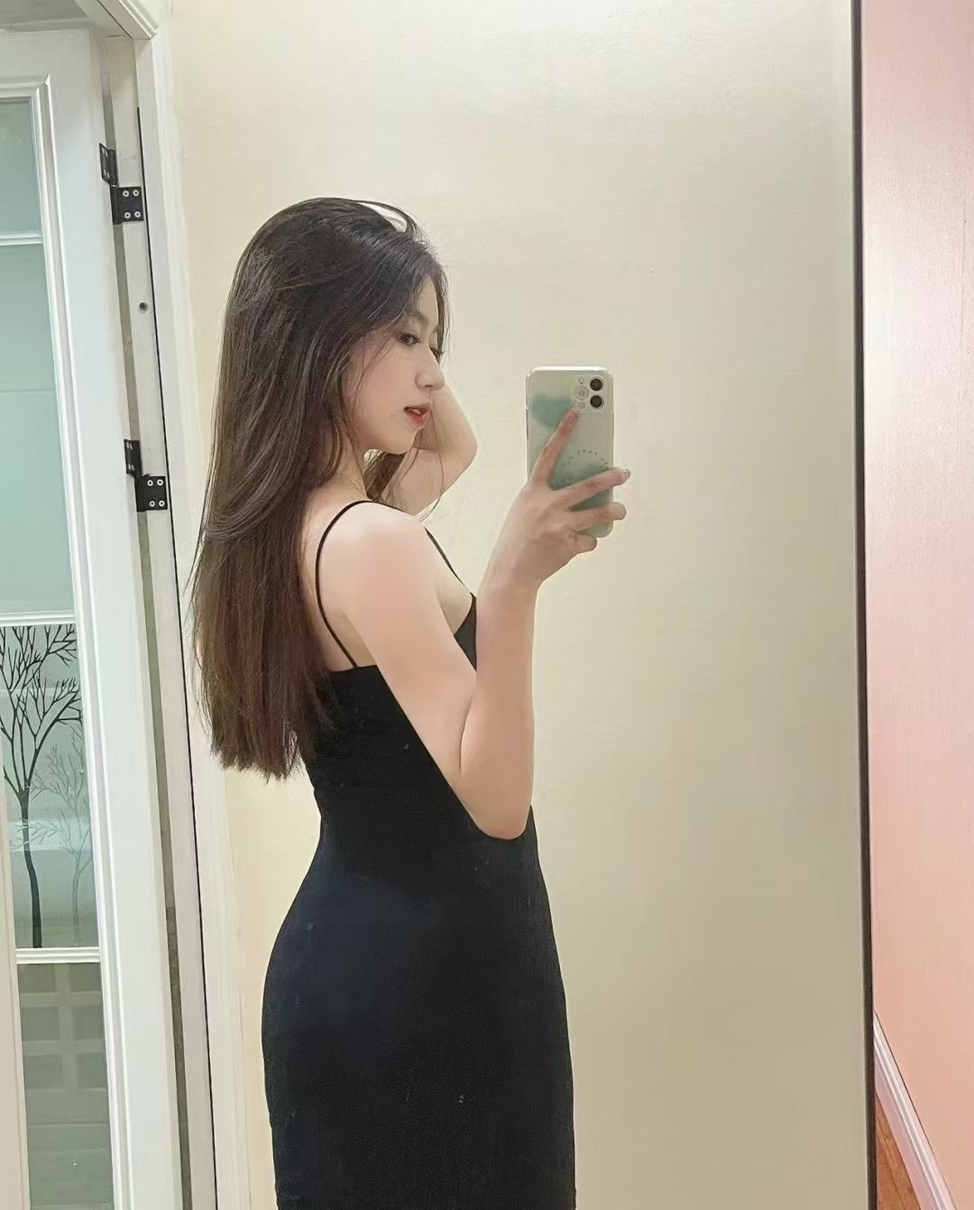 风情撩人雪莲妹妹