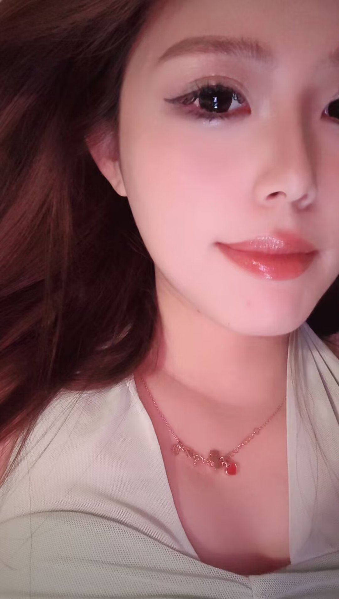 坂田白嫩美妞果果