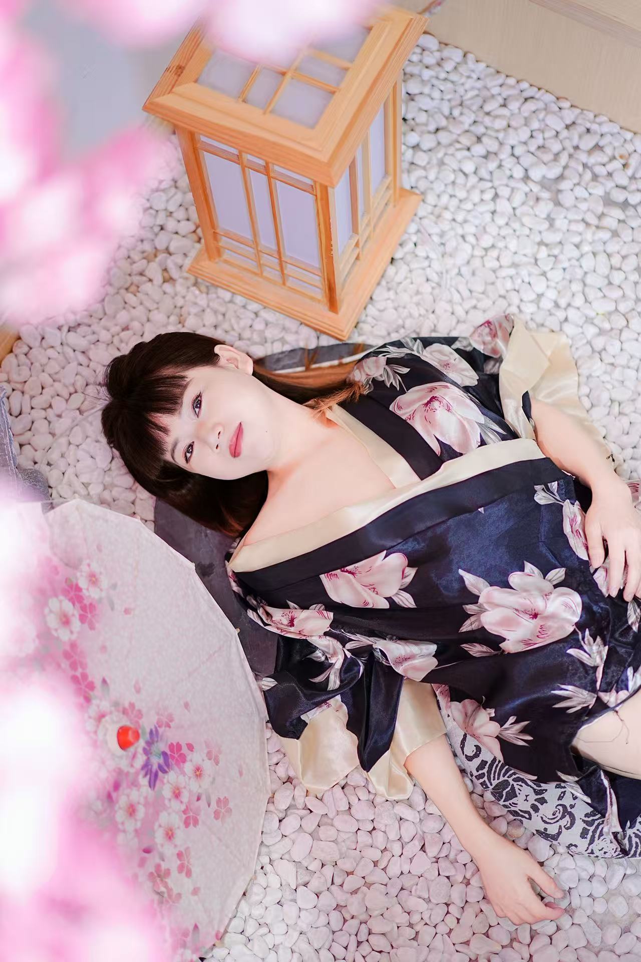 性价比绿色艳艳艳艳