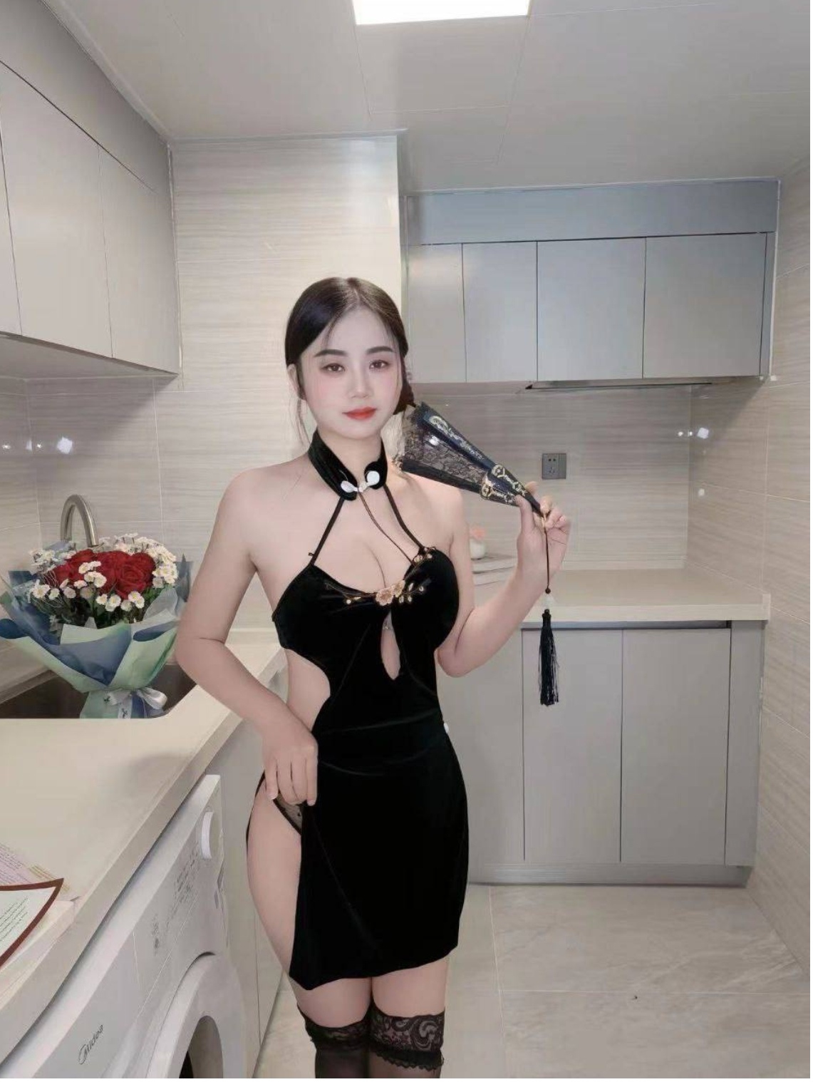 镇江鲜嫩多汁大奶妹子