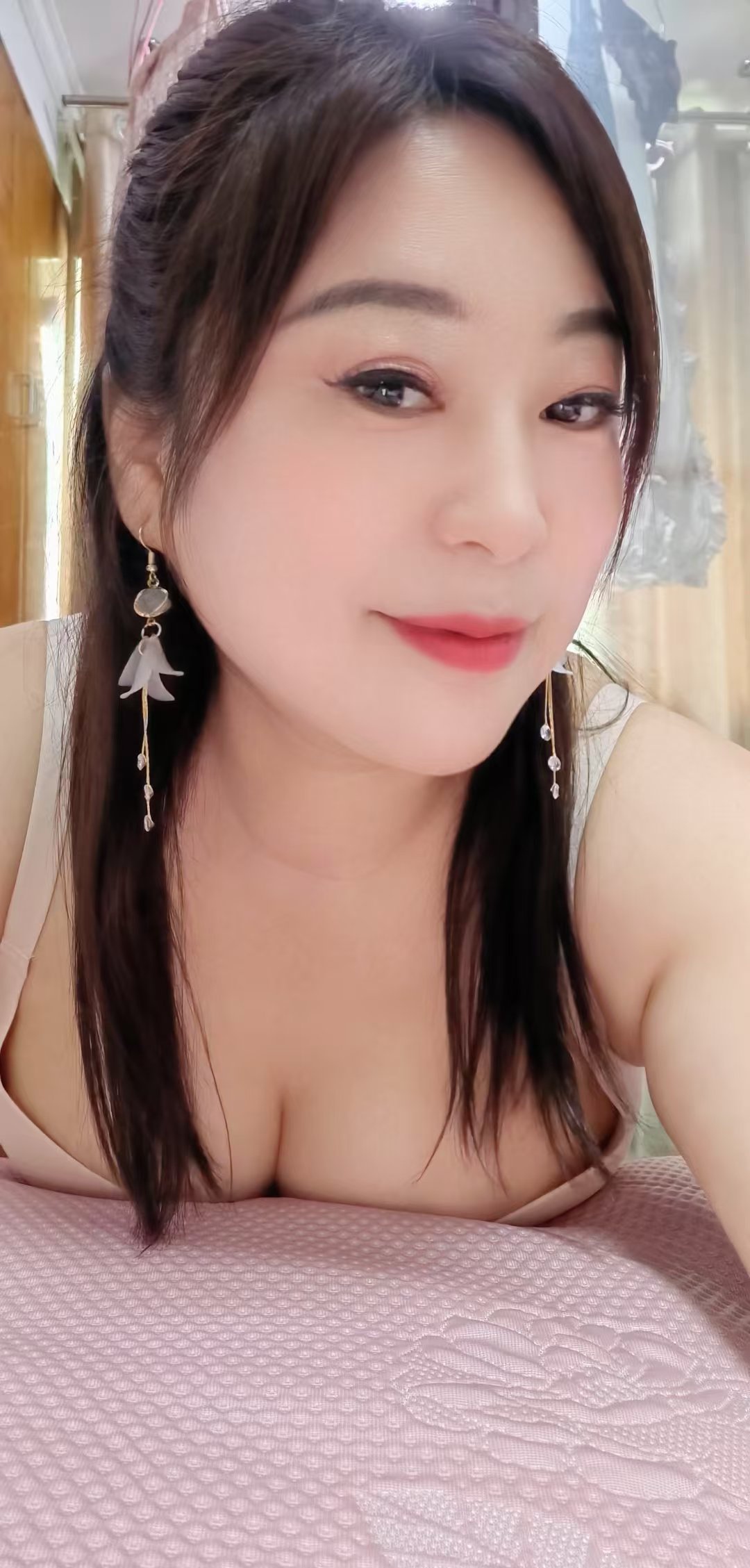 拱墅丰乳辣妈雪儿