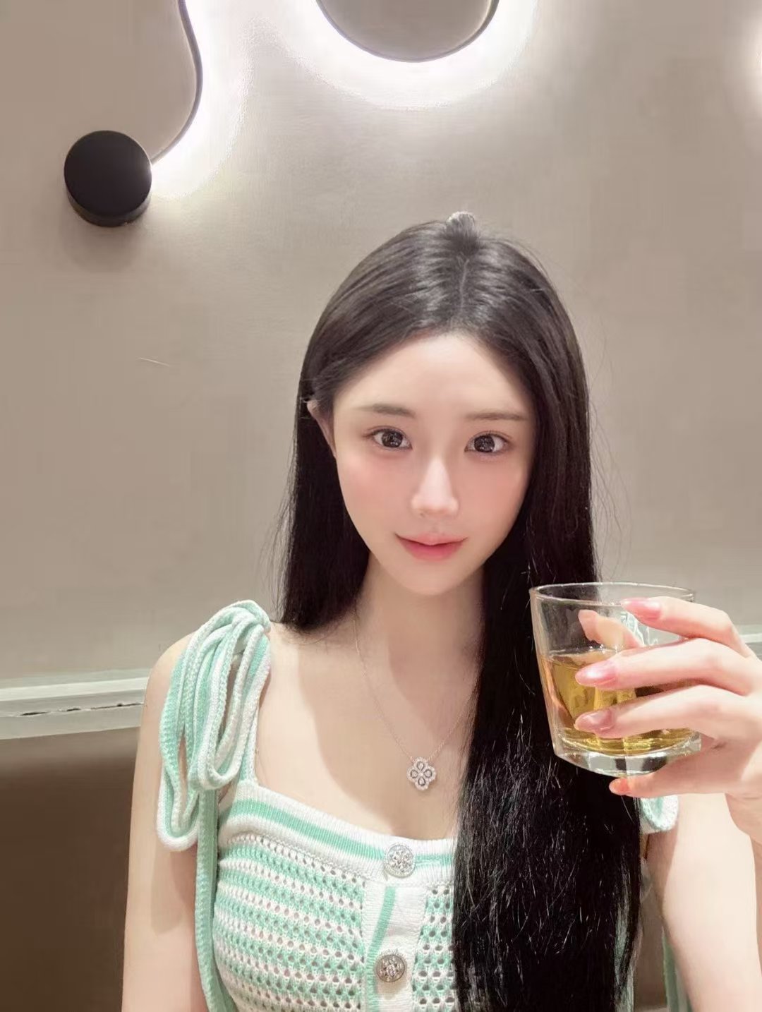 徐汇精品女友薇薇