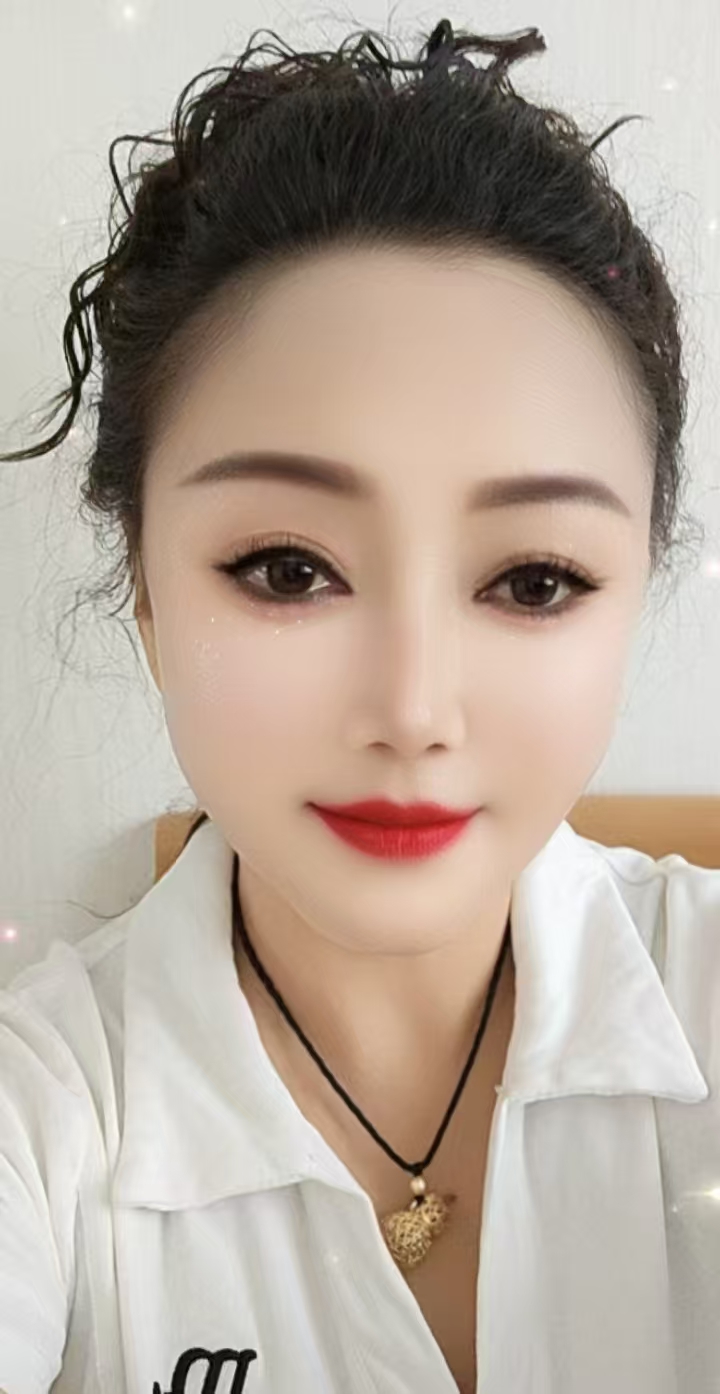 红山区风情泄火少妇