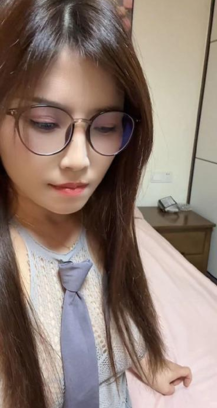 秦淮美臀老师婷婷