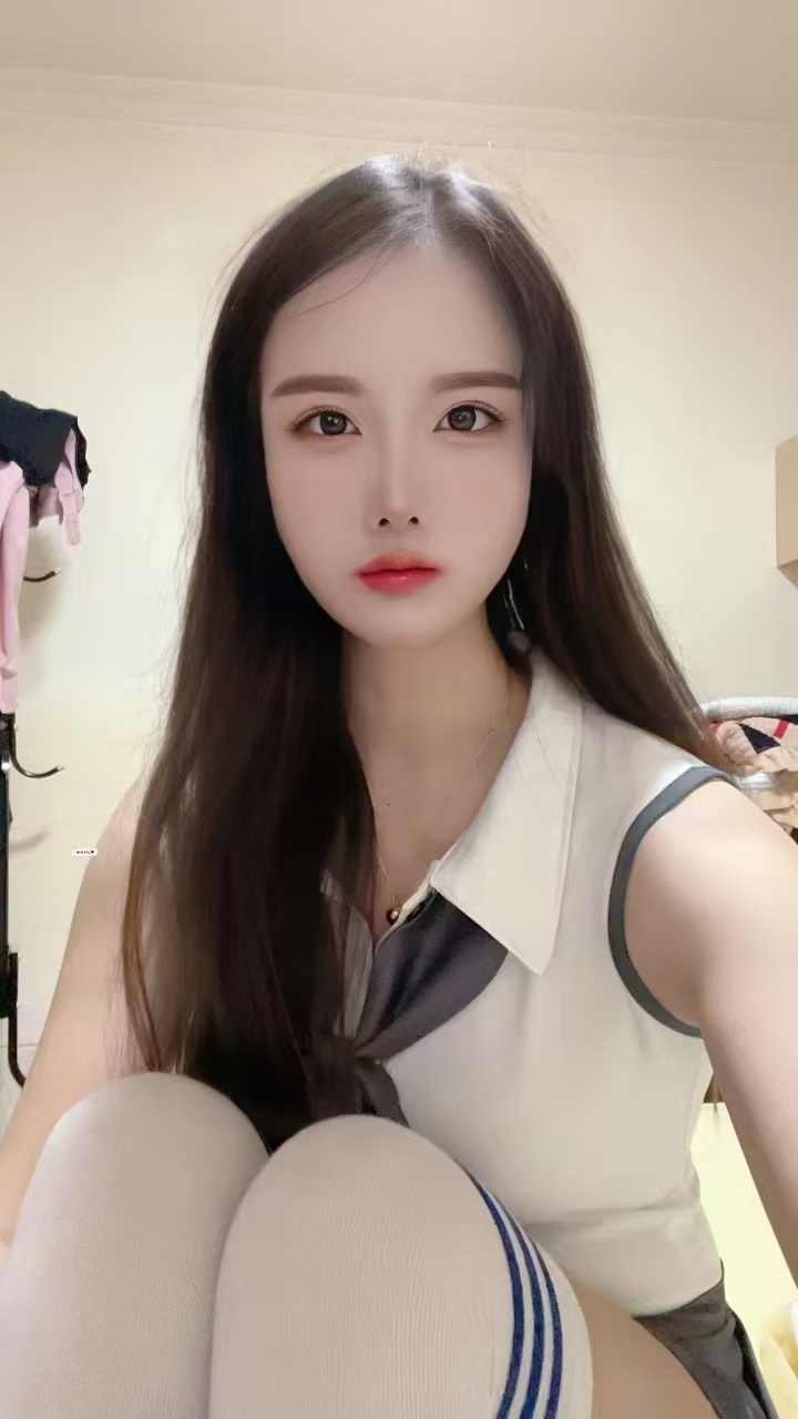 白嫩制服辣妹欣欣