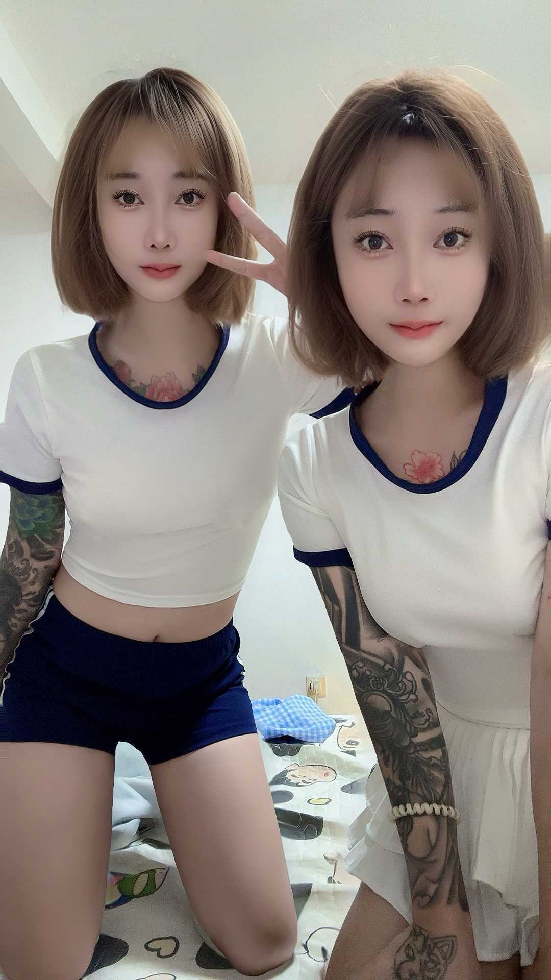 极品双胞胎姐妹兼职