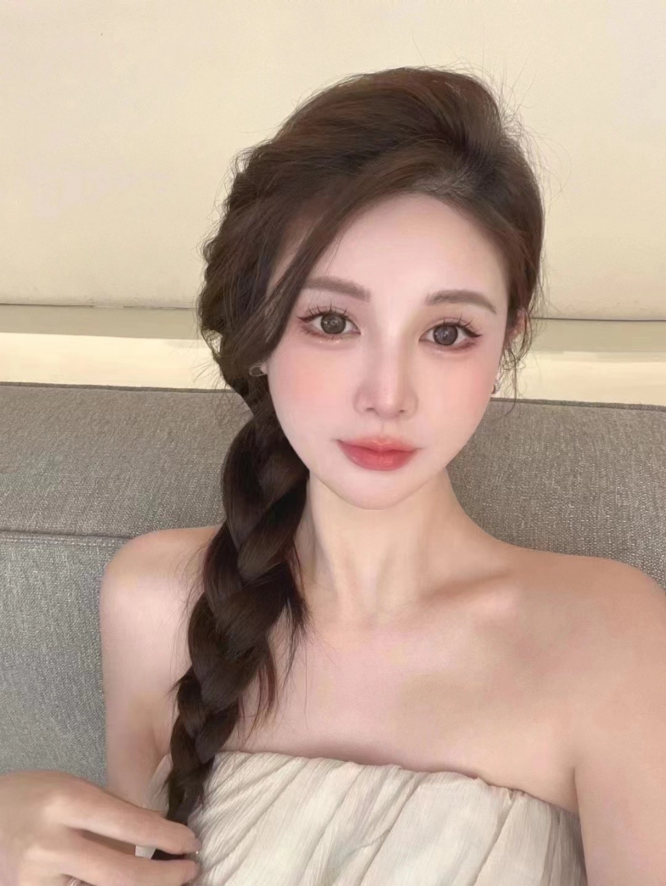 兼职白嫩美妞安然