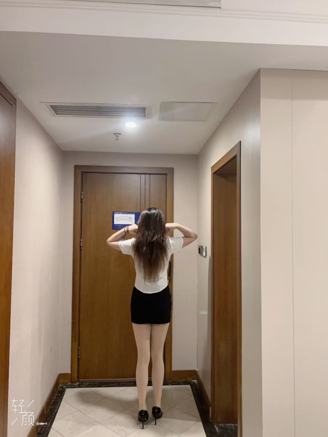 大长腿性感小姐姐