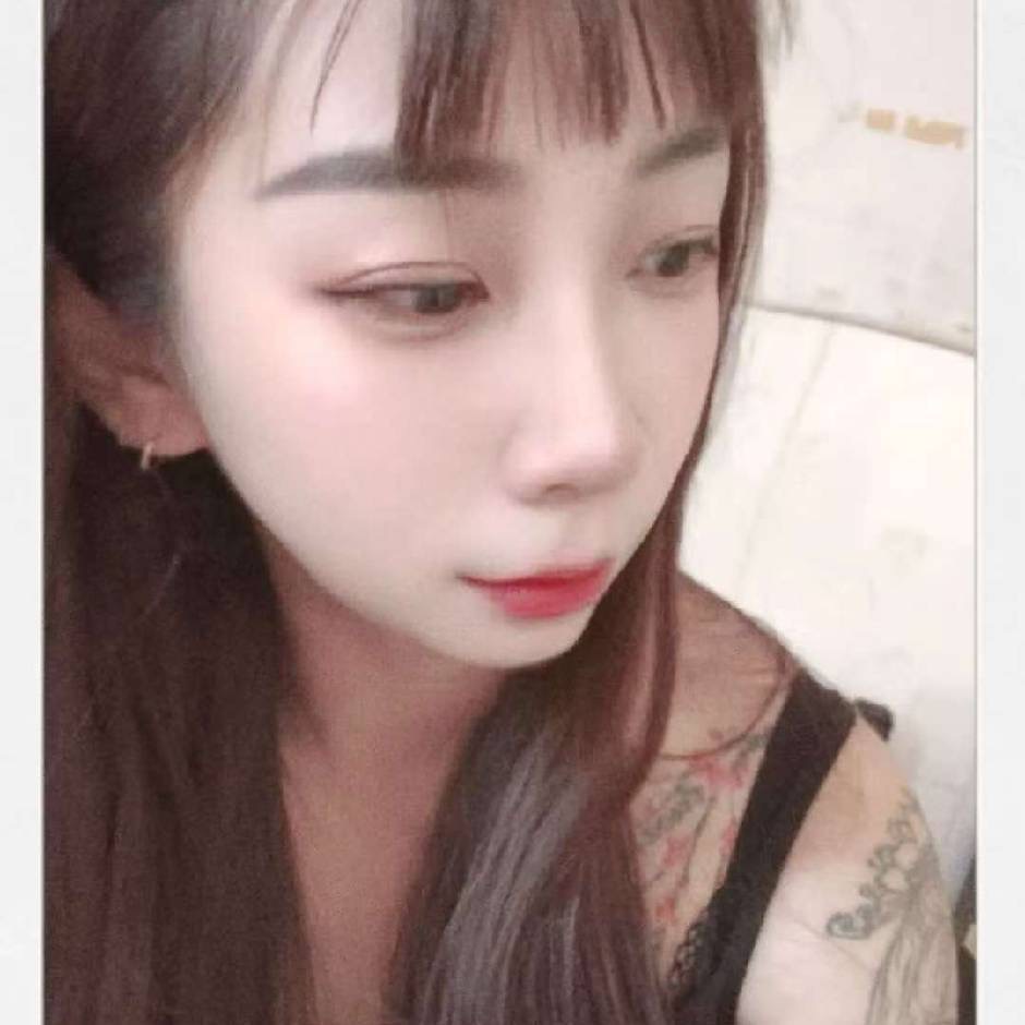 东莞东城小少女