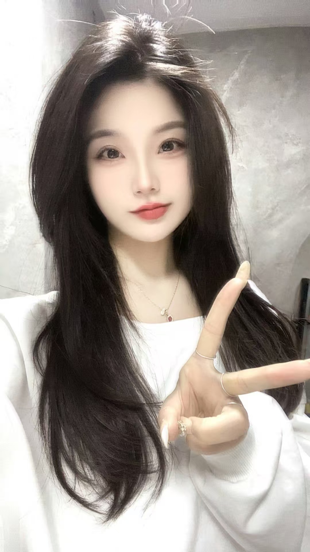 身材好 配合度高 新人下海 见人付款