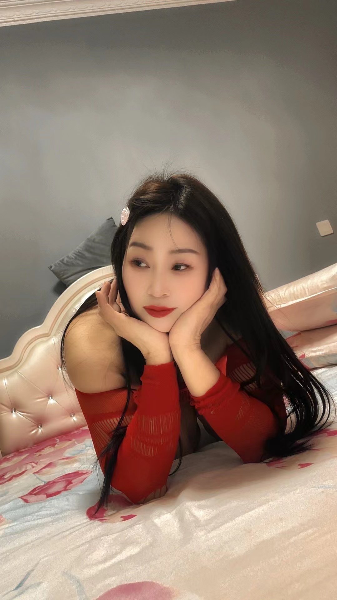 丰满热辣小少妇甜妞