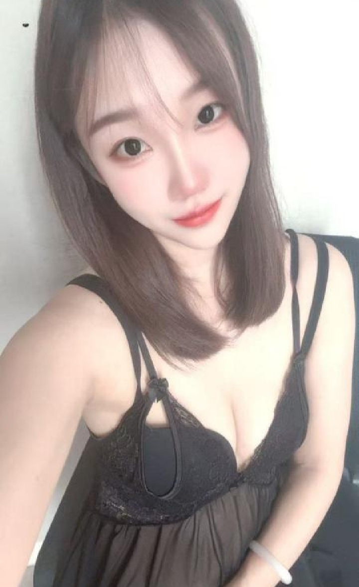 现代城白嫩甜妹嘉玲