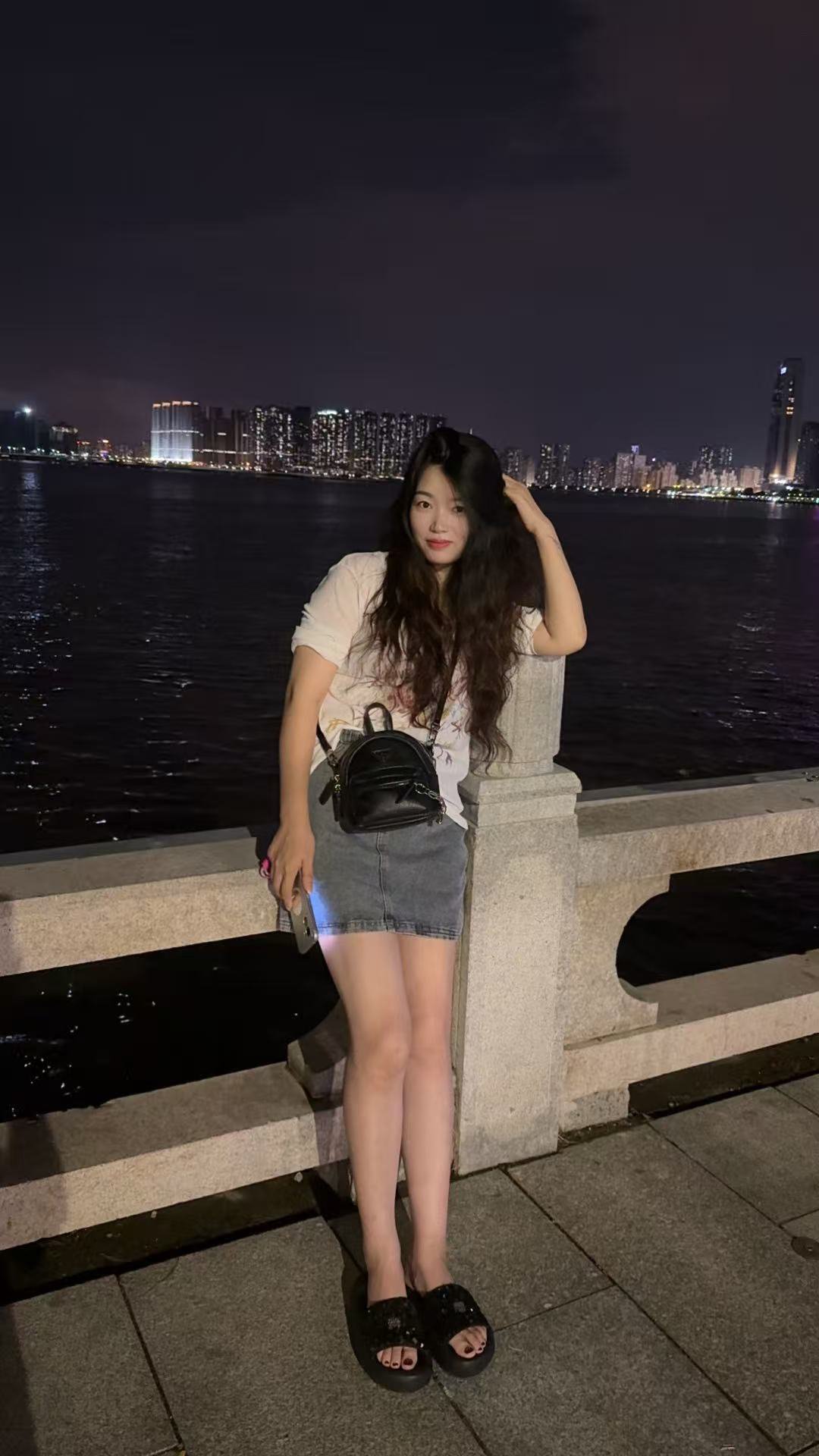 天河黄村极品美少妇-小微