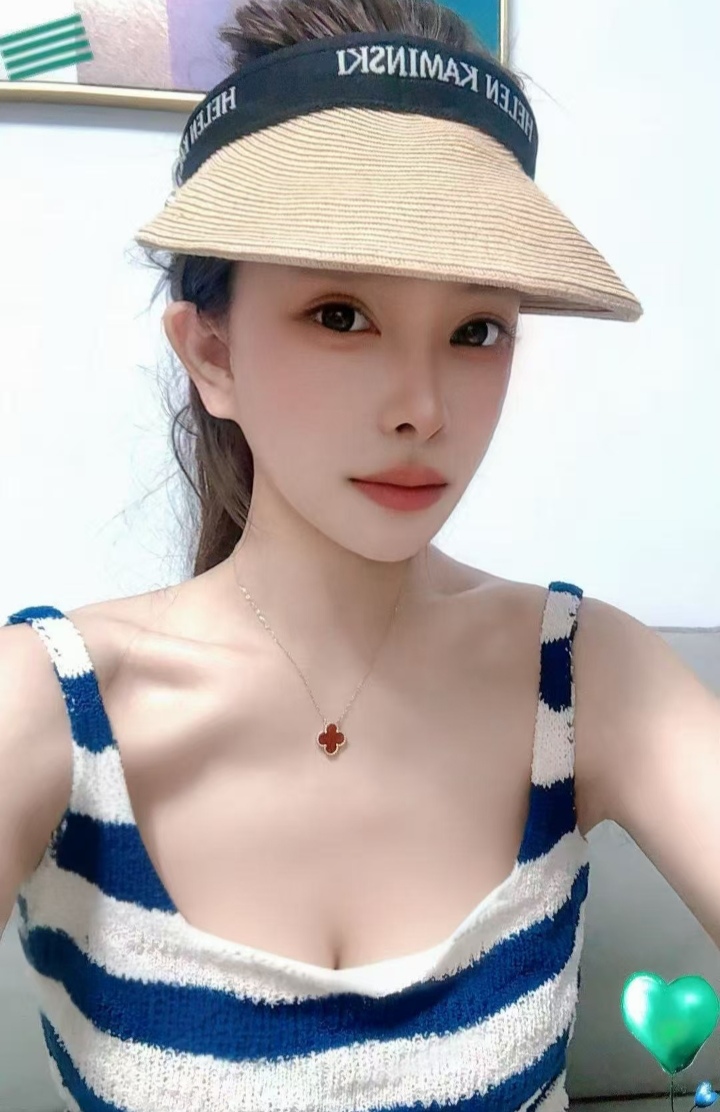 雨花白嫩甜妹慧子