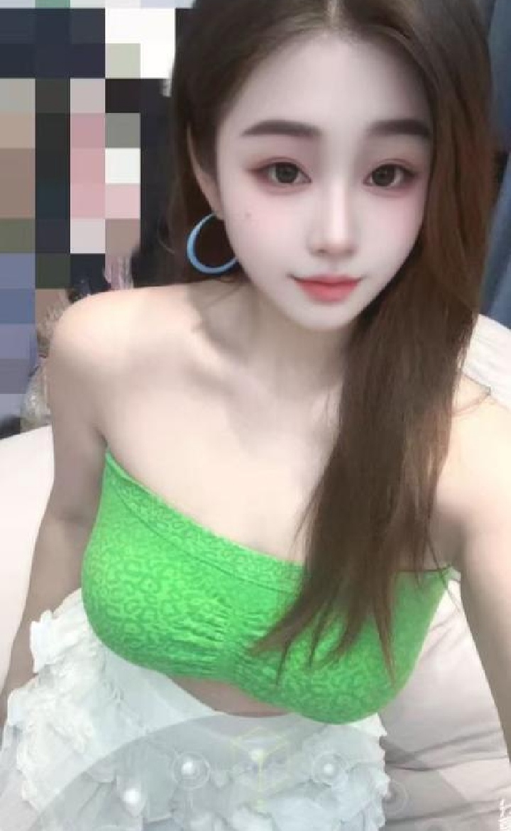 民治美乳小甜心