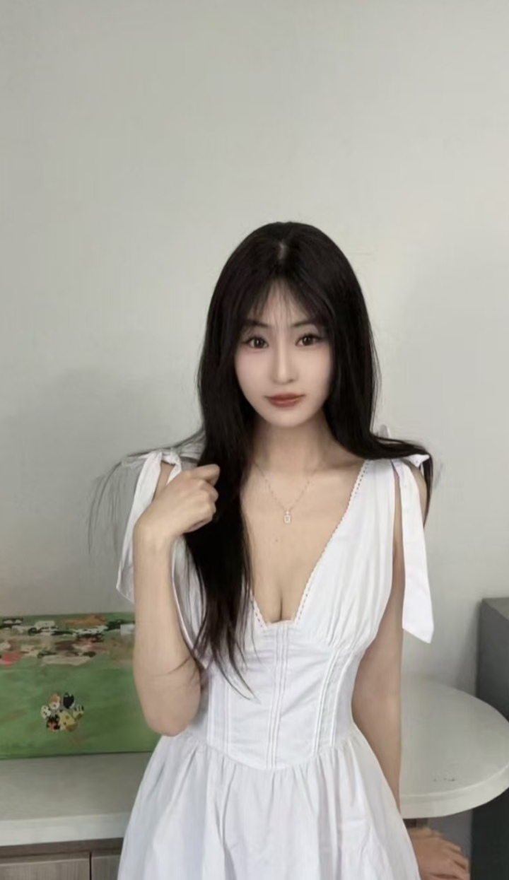 黄金比例身材雨桐